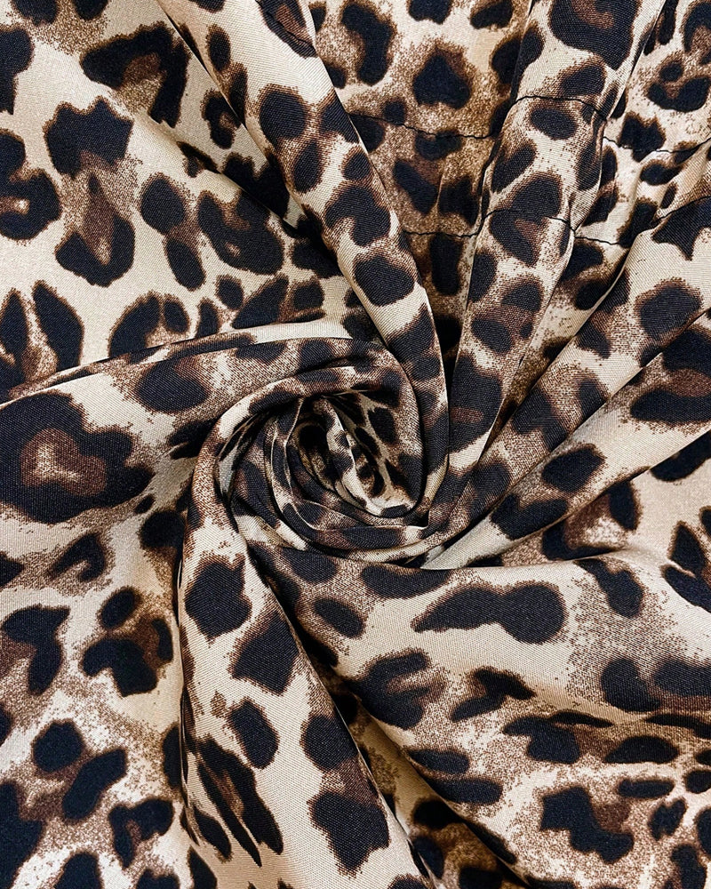 Amalia – Jachetă Reversibilă cu Imprimeu Leopard