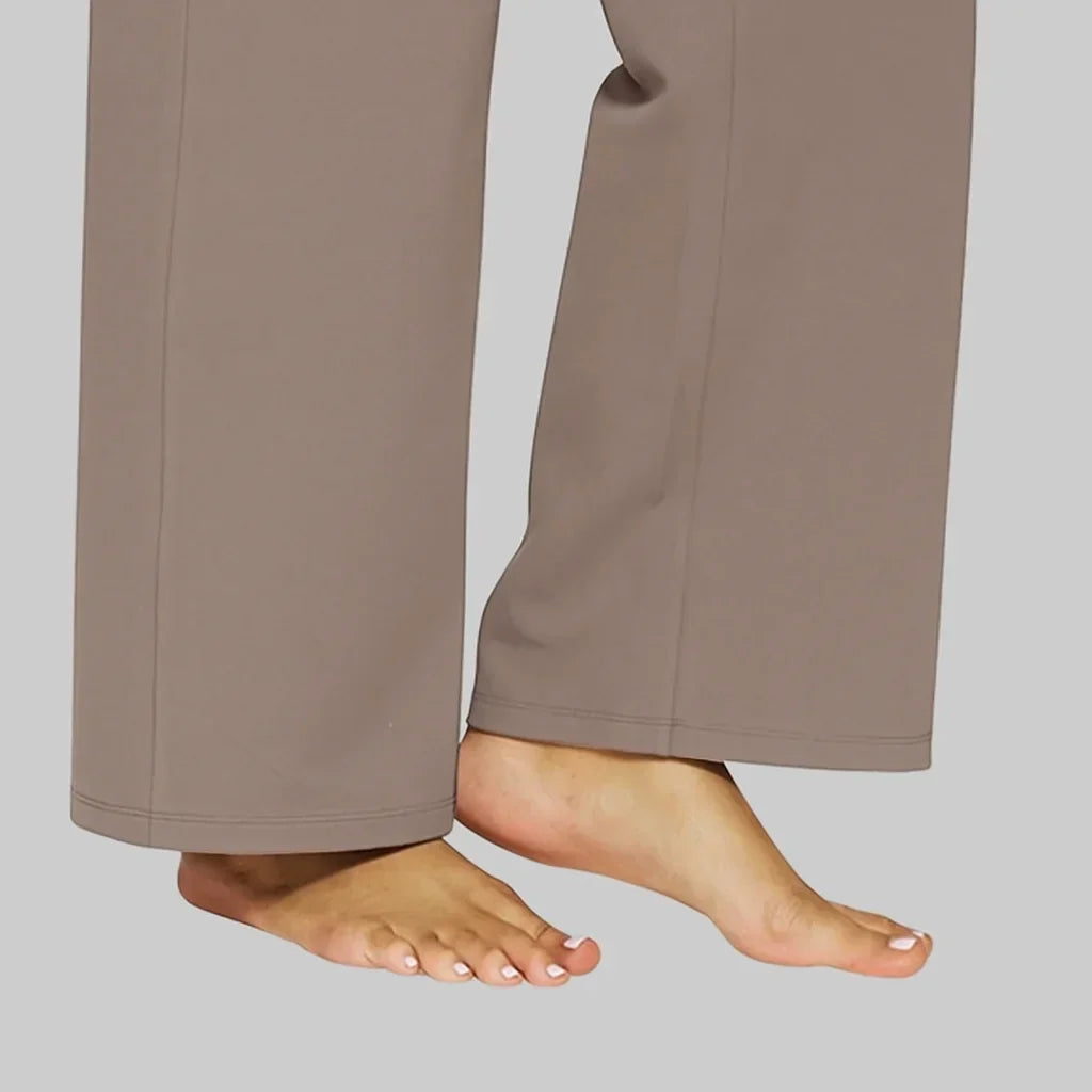 Klara | pantalonul elastic confortabil pentru orice femeie